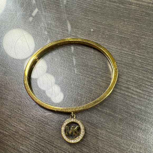 Michael Kors Gold Bangle Bracelet - Picture 1 of 4